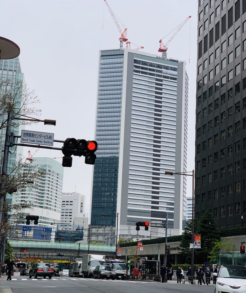 浜松町の世界貿易センタービル前