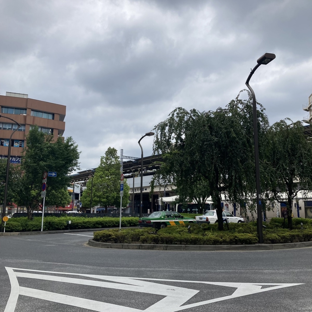 高円寺南口駅前広場