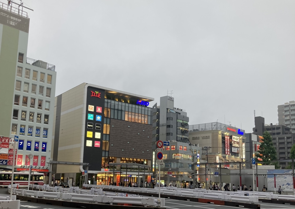 京王調布駅（トリエ京王調布）