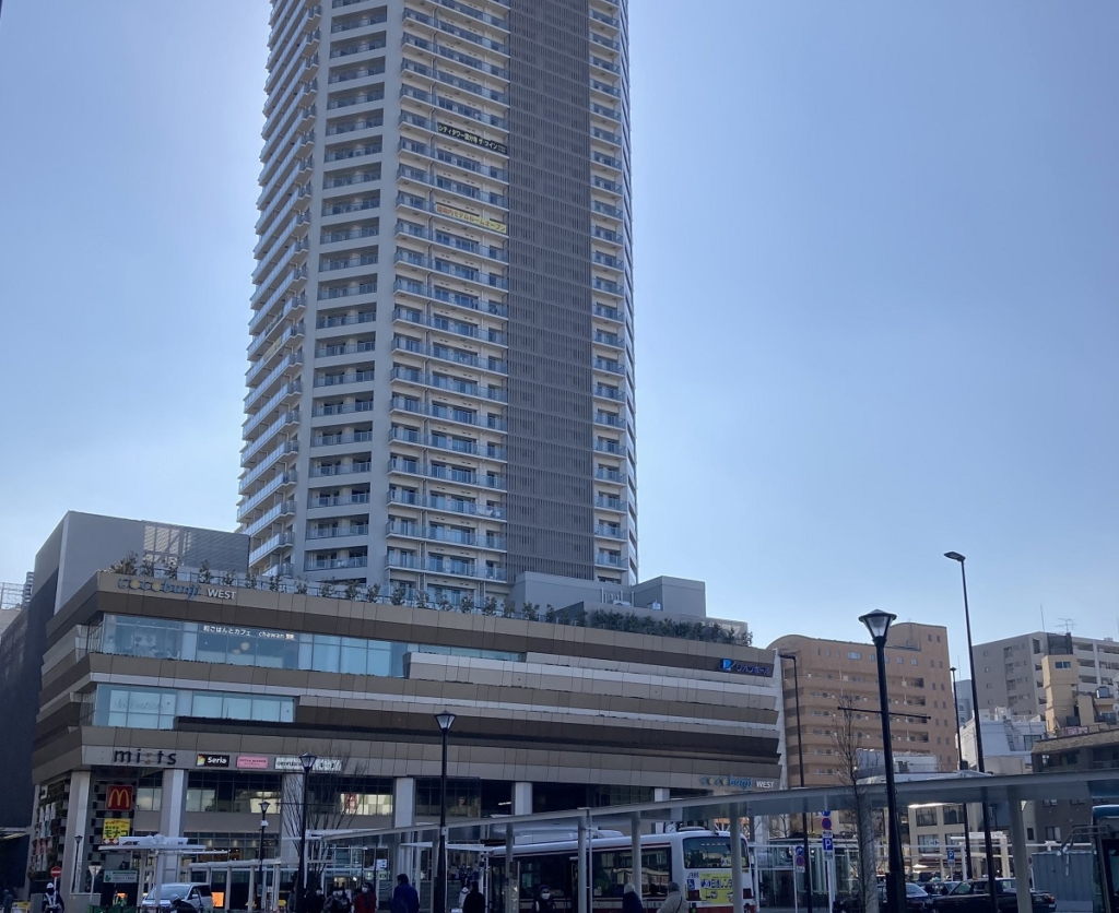 国分寺駅北口の駅ビル、ミーツ国分寺